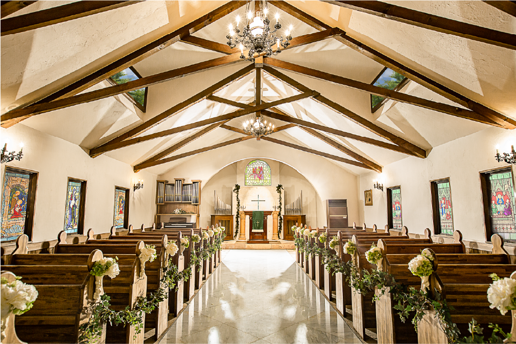 本物の古城で誓う愛 王妃の宮殿 パレ・クイーンズ