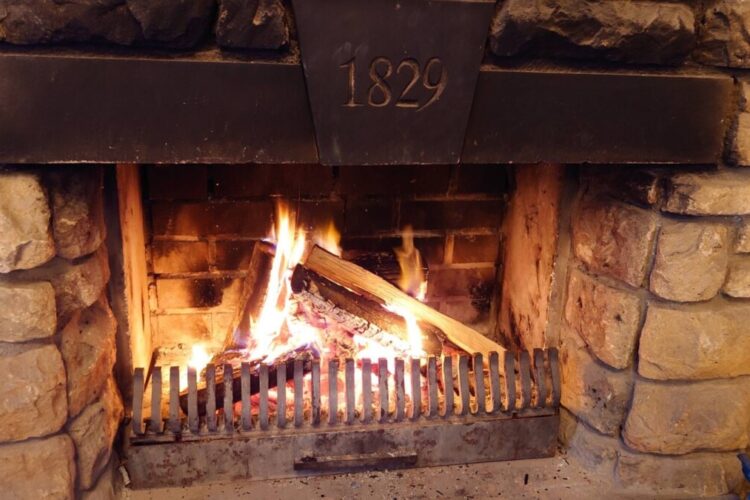 ご来城前にご確認ください｜ 1〜2月の営業日・営業時間のご案内