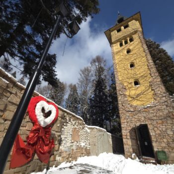 📍 Lockheart Castle Valentine Decoration 2026 𓂃 𓈒𓏸🌹