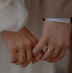 婚約指輪のお返しにおすすめの品と選び方の注意点