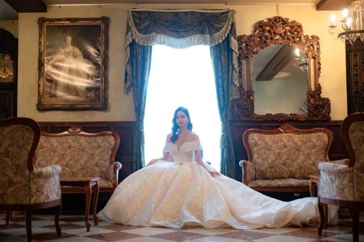 ウェディングドレスはレンタル？購入？それぞれの違いと選び方