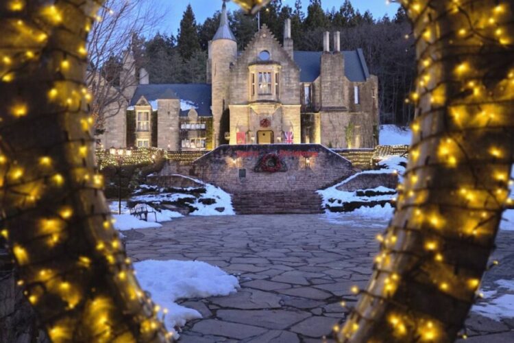 【期間限定イベントのご案内】ロックハート城 Christmas Event 2025