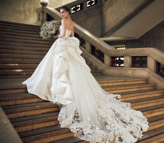 パーソナルカラーで選ぶウェディングドレス